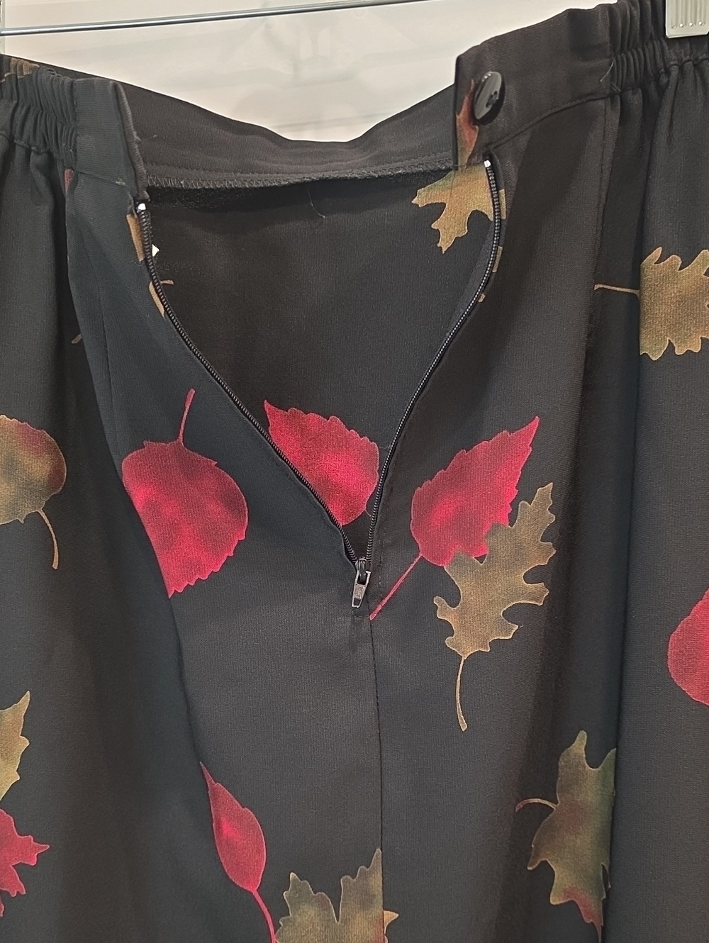 Vintage 90s Whimsigoth Dark Academia Dressbarn Fall Leaf Print A-Line Midi Skirt - Picture 5 of 9